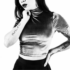 BLACK lip service Dolls Kill WIDOW velvet mock neck crop top. Sz XL rare